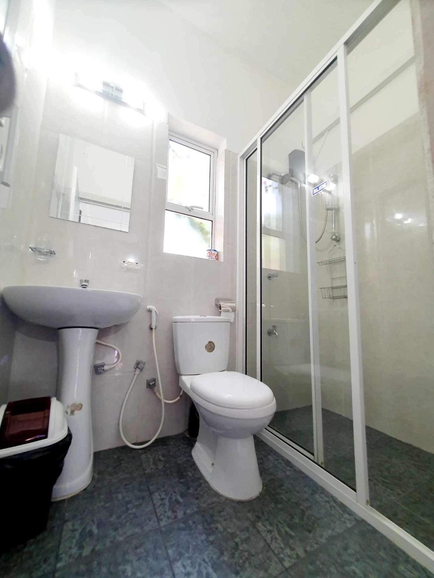 Home From Home Nugegoda Bagian luar foto