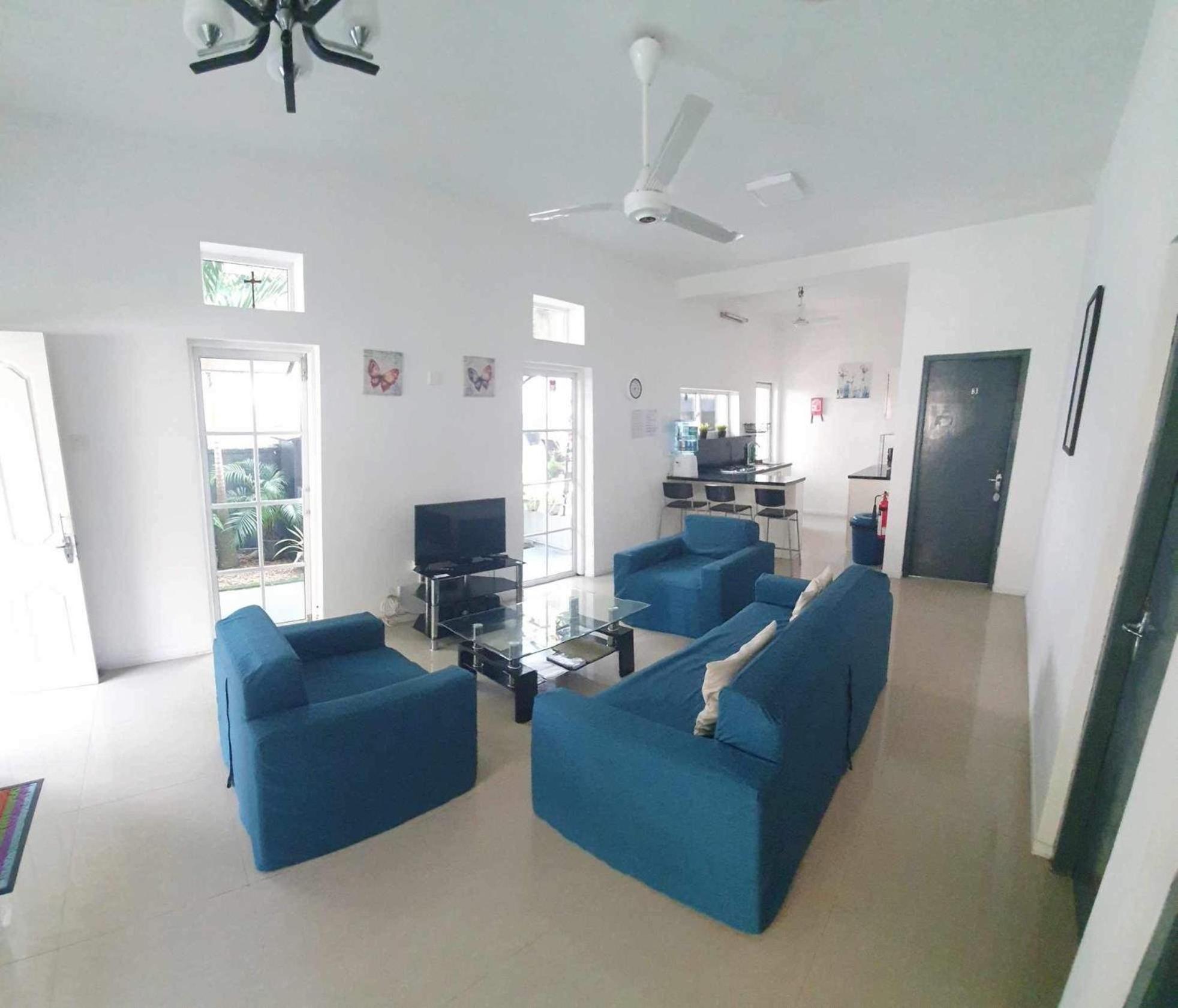 Home From Home Nugegoda Bagian luar foto